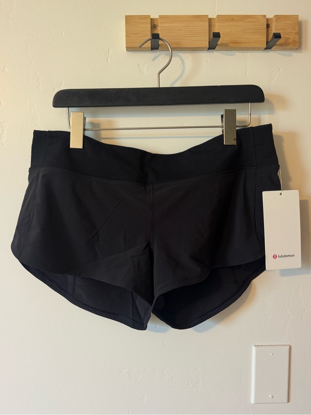 lululemon Speed Up LR Short 2.5”  Black Athletic Training Shorts